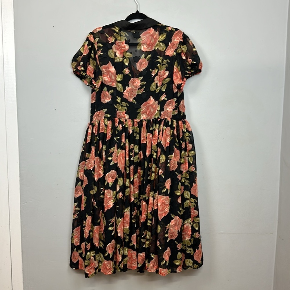 Unique Vintage Black Floral Fit-and-Flare Dress with Peach Roses - Picture 11 of 13